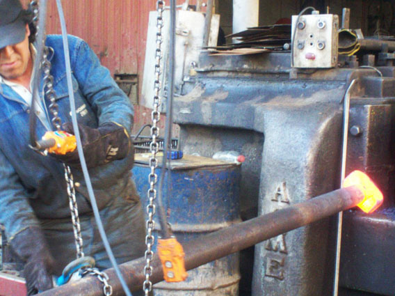 perno cabeza de martillo